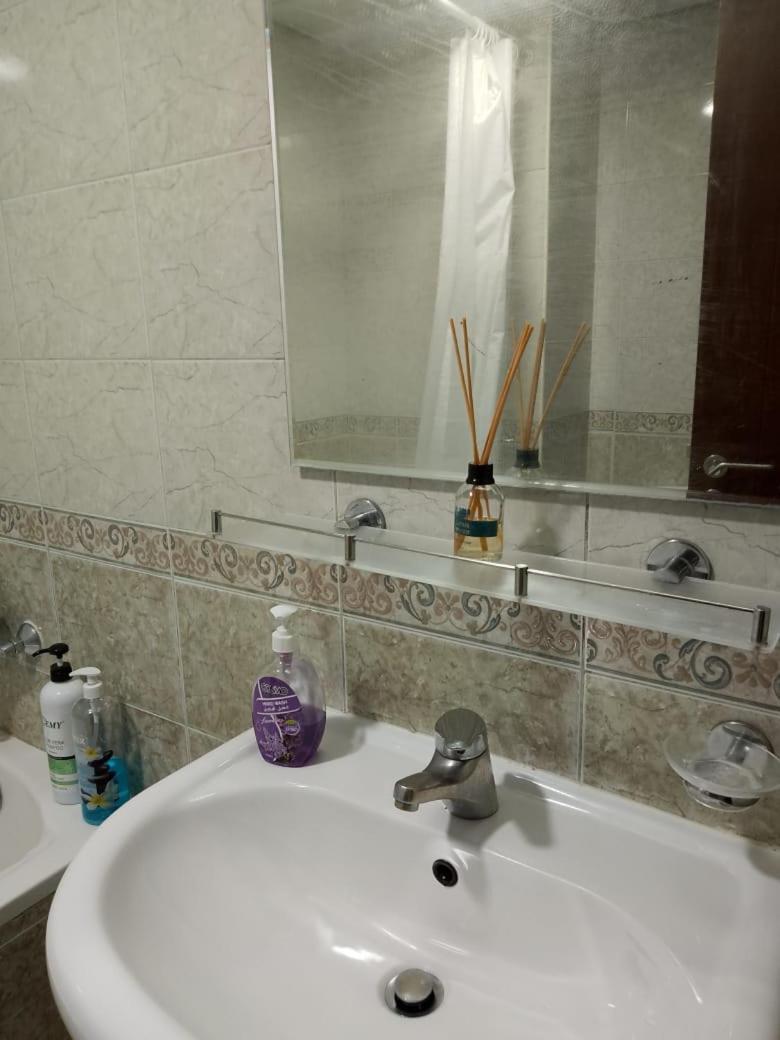 אבו דאבי Top House Hostel מראה חיצוני תמונה